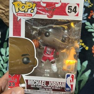 Funko Pop Michael Jordan dunking